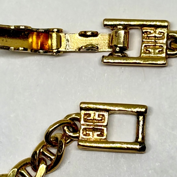 Vintage 90’s Gold Tone Givenchy Cuban Link Small Chain Necklace 9” - Picture 7 of 8